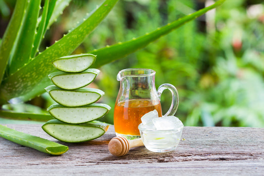 Top 9 Benefits Of Manuka Honey And Aloe Vera Gel - A Potent Health & Beauty Remedy